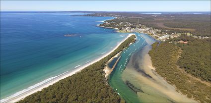 Huskisson - NSW T (PBH4 00 9889)